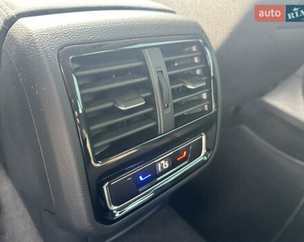 Черный Фольксваген Пассат, объемом двигателя 1.97 л и пробегом 120 тыс. км за 24500 $, фото 35 на Automoto.ua