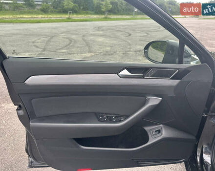 Черный Фольксваген Пассат, объемом двигателя 1.97 л и пробегом 120 тыс. км за 24500 $, фото 20 на Automoto.ua