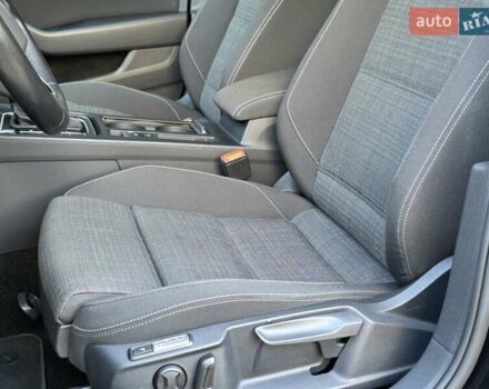 Черный Фольксваген Пассат, объемом двигателя 1.97 л и пробегом 196 тыс. км за 22999 $, фото 25 на Automoto.ua