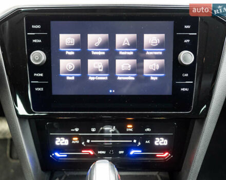 Черный Фольксваген Пассат, объемом двигателя 1.97 л и пробегом 208 тыс. км за 19900 $, фото 16 на Automoto.ua