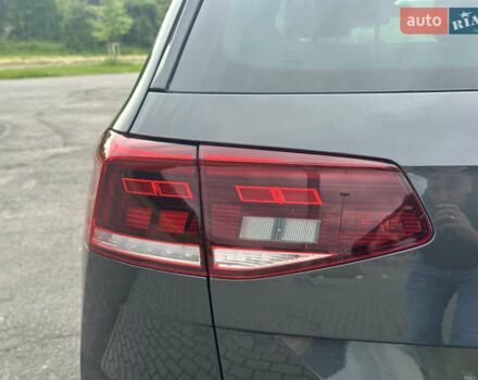 Черный Фольксваген Пассат, объемом двигателя 1.97 л и пробегом 120 тыс. км за 24500 $, фото 11 на Automoto.ua