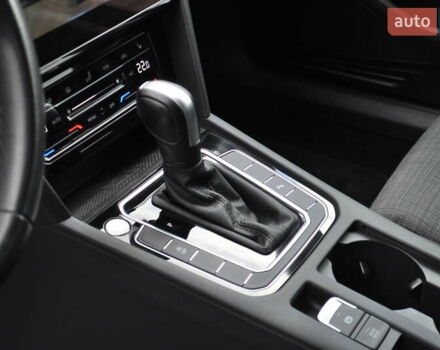 Черный Фольксваген Пассат, объемом двигателя 1.97 л и пробегом 152 тыс. км за 26500 $, фото 61 на Automoto.ua