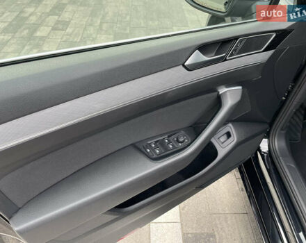 Черный Фольксваген Пассат, объемом двигателя 2 л и пробегом 205 тыс. км за 19999 $, фото 23 на Automoto.ua