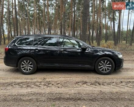 Черный Фольксваген Пассат, объемом двигателя 1.4 л и пробегом 31 тыс. км за 35000 $, фото 4 на Automoto.ua