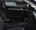 Черный Фольксваген Пассат, объемом двигателя 2 л и пробегом 240 тыс. км за 15450 $, фото 11 на Automoto.ua