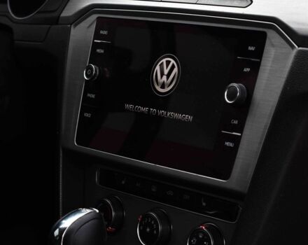 Черный Фольксваген Пассат, объемом двигателя 2 л и пробегом 240 тыс. км за 15450 $, фото 15 на Automoto.ua