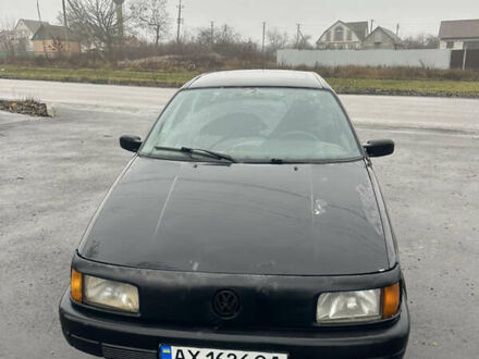 Чорний Фольксваген Пассат, об'ємом двигуна 1.8 л та пробігом 350 тис. км за 1300 $, фото 1 на Automoto.ua