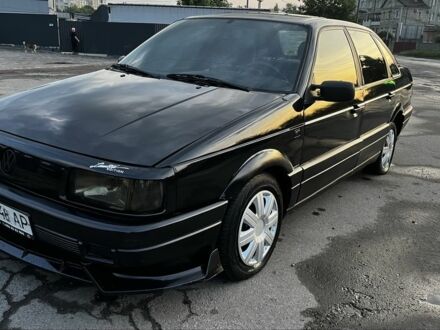 Фольксваген Пассат 1989 в Ровно на Automoto.ua Черный Фольксваген Пассат, объемом двигателя 1.8 л и пробегом 330 тыс. км за 2350 $, фото 1 на Automoto.ua