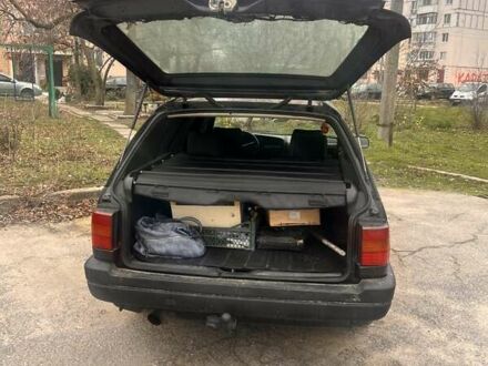 Черный Фольксваген Пассат, объемом двигателя 1.78 л и пробегом 380 тыс. км за 1650 $, фото 1 на Automoto.ua