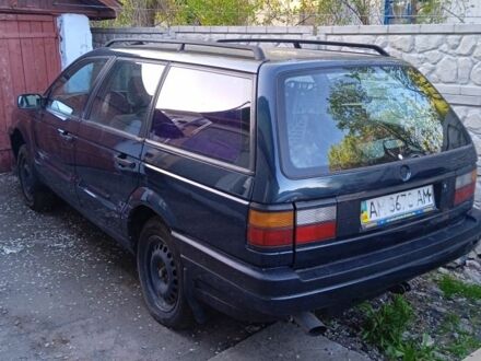 Фольксваген Пассат 1992 в Житомире на Automoto.ua Черный Фольксваген Пассат, объемом двигателя 2 л и пробегом 250 тыс. км за 650 $, фото 1 на Automoto.ua