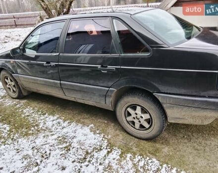 Черный Фольксваген Пассат, объемом двигателя 1.9 л и пробегом 382 тыс. км за 3000 $, фото 1 на Automoto.ua