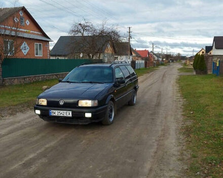 Чорний Фольксваген Пассат, об'ємом двигуна 1.98 л та пробігом 220 тис. км за 1599 $, фото 1 на Automoto.ua