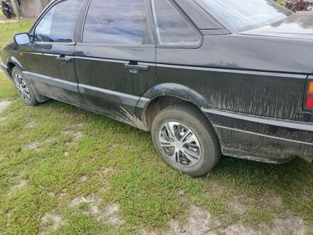 Фольксваген Пассат 1993 в Дубровице на Automoto.ua Черный Фольксваген Пассат, объемом двигателя 1 л и пробегом 308 тыс. км за 2150 $, фото 1 на Automoto.ua