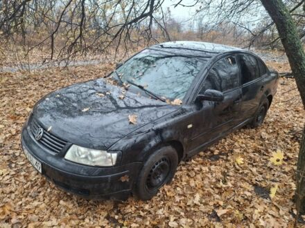 Черный Фольксваген Пассат, объемом двигателя 0 л и пробегом 216 тыс. км за 1071 $, фото 1 на Automoto.ua