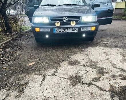 Чорний Фольксваген Пассат, об'ємом двигуна 1.98 л та пробігом 300 тис. км за 2800 $, фото 1 на Automoto.ua