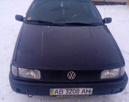 Черный Фольксваген Пассат, объемом двигателя 1.8 л и пробегом 143 тыс. км за 2000 $, фото 1 на Automoto.ua