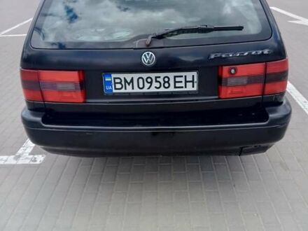 Фольксваген Пассат 1995 у Сумах на Automoto.ua Чорний Фольксваген Пассат, об'ємом двигуна 2 л та пробігом 317 тис. км за 2500 $, фото 1 на Automoto.ua