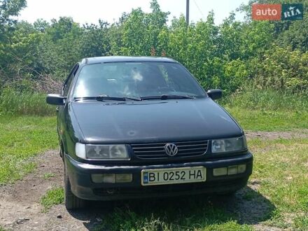Фольксваген Пассат 1995 в Полтаве на Automoto.ua Черный Фольксваген Пассат, объемом двигателя 1.78 л и пробегом 449 тыс. км за 1800 $, фото 1 на Automoto.ua
