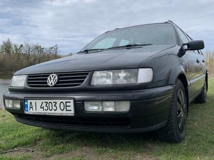 Черный Фольксваген Пассат, объемом двигателя 1.9 л и пробегом 480 тыс. км за 3850 $, фото 1 на Automoto.ua