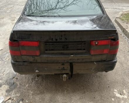 Черный Фольксваген Пассат, объемом двигателя 2 л и пробегом 420 тыс. км за 1200 $, фото 1 на Automoto.ua