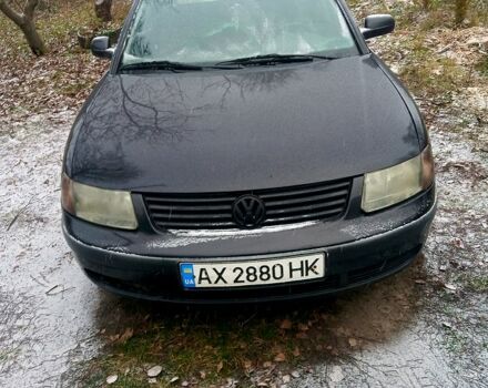 Чорний Фольксваген Пассат, об'ємом двигуна 1.9 л та пробігом 400 тис. км за 2900 $, фото 1 на Automoto.ua