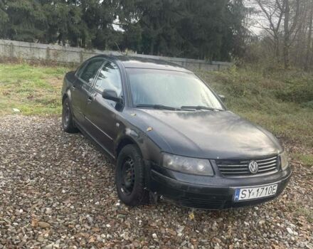 Черный Фольксваген Пассат, объемом двигателя 0 л и пробегом 350 тыс. км за 1100 $, фото 1 на Automoto.ua