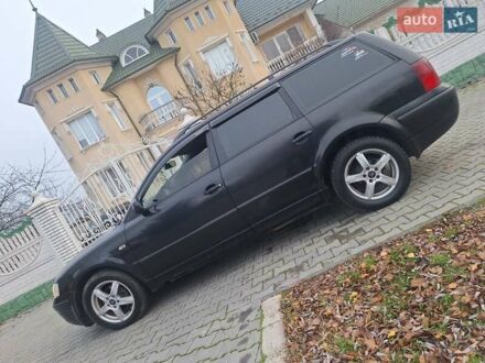 Черный Фольксваген Пассат, объемом двигателя 1.9 л и пробегом 408 тыс. км за 2800 $, фото 1 на Automoto.ua