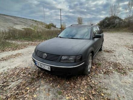 Чорний Фольксваген Пассат, об'ємом двигуна 2.8 л та пробігом 267 тис. км за 3000 $, фото 1 на Automoto.ua