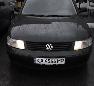 Фольксваген Пассат 1998 у Києві на Automoto.ua Чорний Фольксваген Пассат, об'ємом двигуна 1.8 л та пробігом 352 тис. км за 4000 $, фото 1 на Automoto.ua