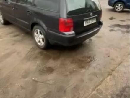 Фольксваген Пассат 1998 у Синельниковом на Automoto.ua Чорний Фольксваген Пассат, об'ємом двигуна 1.9 л та пробігом 2 тис. км за 2400 $, фото 1 на Automoto.ua