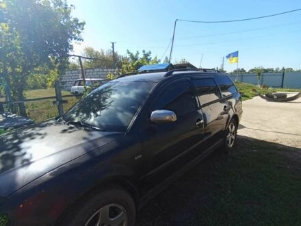 Фольксваген Пассат 1998 в Яготине на Automoto.ua Черный Фольксваген Пассат, объемом двигателя 1.9 л и пробегом 300 тыс. км за 2800 $, фото 1 на Automoto.ua