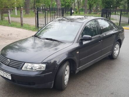Фольксваген Пассат 1998 у Ирпене на Automoto.ua Чорний Фольксваген Пассат, об'ємом двигуна 1.9 л та пробігом 336 тис. км за 1800 $, фото 1 на Automoto.ua
