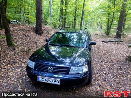 Фольксваген Пассат 1999 в Яворове на Automoto.ua Черный Фольксваген Пассат, объемом двигателя 1.8 л и пробегом 400 тыс. км за 3300 $, фото 1 на Automoto.ua