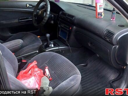 Чорний Фольксваген Пассат, об'ємом двигуна 1.8 л та пробігом 400 тис. км за 3800 $, фото 1 на Automoto.ua