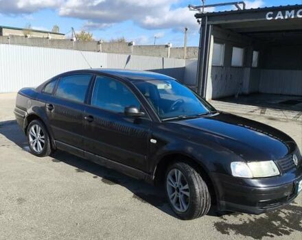 Чорний Фольксваген Пассат, об'ємом двигуна 2.5 л та пробігом 250 тис. км за 2999 $, фото 1 на Automoto.ua