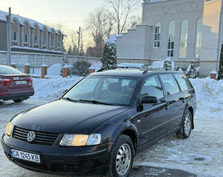 Черный Фольксваген Пассат, объемом двигателя 1.78 л и пробегом 261 тыс. км за 2999 $, фото 1 на Automoto.ua