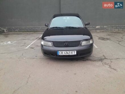Фольксваген Пассат 2000 у Чернігові на Automoto.ua Чорний Фольксваген Пассат, об'ємом двигуна 1.78 л та пробігом 378 тис. км за 3600 $, фото 1 на Automoto.ua