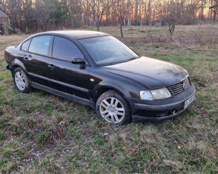 Черный Фольксваген Пассат, объемом двигателя 0 л и пробегом 450 тыс. км за 1496 $, фото 1 на Automoto.ua