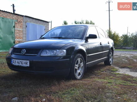 Черный Фольксваген Пассат, объемом двигателя 1.9 л и пробегом 350 тыс. км за 5200 $, фото 1 на Automoto.ua