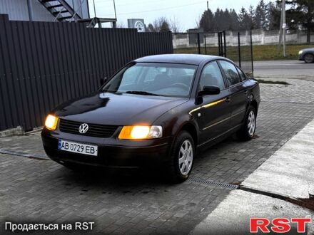 Черный Фольксваген Пассат, объемом двигателя 1.9 л и пробегом 340 тыс. км за 3200 $, фото 1 на Automoto.ua