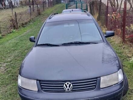 Черный Фольксваген Пассат, объемом двигателя 1.9 л и пробегом 520 тыс. км за 3120 $, фото 1 на Automoto.ua