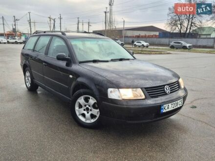 Чорний Фольксваген Пассат, об'ємом двигуна 1.6 л та пробігом 225 тис. км за 3900 $, фото 1 на Automoto.ua