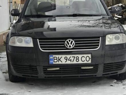 Черный Фольксваген Пассат, объемом двигателя 0 л и пробегом 370 тыс. км за 4000 $, фото 1 на Automoto.ua