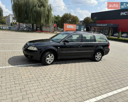 Черный Фольксваген Пассат, объемом двигателя 1.9 л и пробегом 280 тыс. км за 4000 $, фото 1 на Automoto.ua