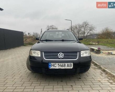 Черный Фольксваген Пассат, объемом двигателя 1.6 л и пробегом 358 тыс. км за 4100 $, фото 1 на Automoto.ua