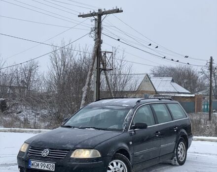 Черный Фольксваген Пассат, объемом двигателя 0 л и пробегом 305 тыс. км за 1950 $, фото 1 на Automoto.ua