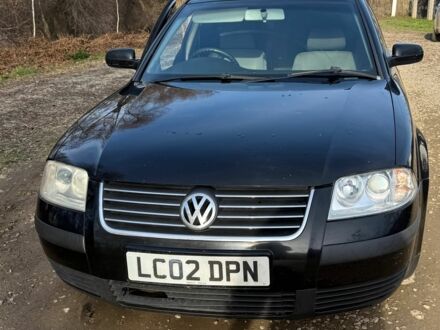 Черный Фольксваген Пассат, объемом двигателя 1.9 л и пробегом 290 тыс. км за 2096 $, фото 1 на Automoto.ua