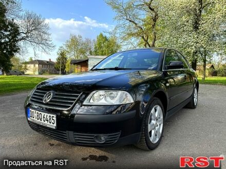 Черный Фольксваген Пассат, объемом двигателя 1.6 л и пробегом 140 тыс. км за 5700 $, фото 1 на Automoto.ua
