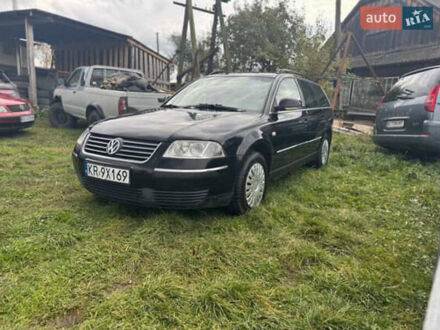 Черный Фольксваген Пассат, объемом двигателя 1.9 л и пробегом 300 тыс. км за 2400 $, фото 1 на Automoto.ua