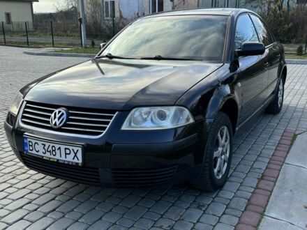 Черный Фольксваген Пассат, объемом двигателя 1.6 л и пробегом 277 тыс. км за 4900 $, фото 1 на Automoto.ua